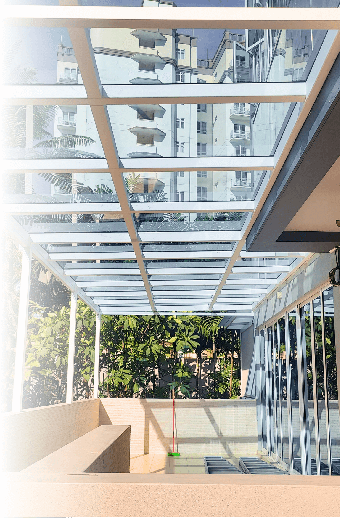 Professional-Roofing-specialist